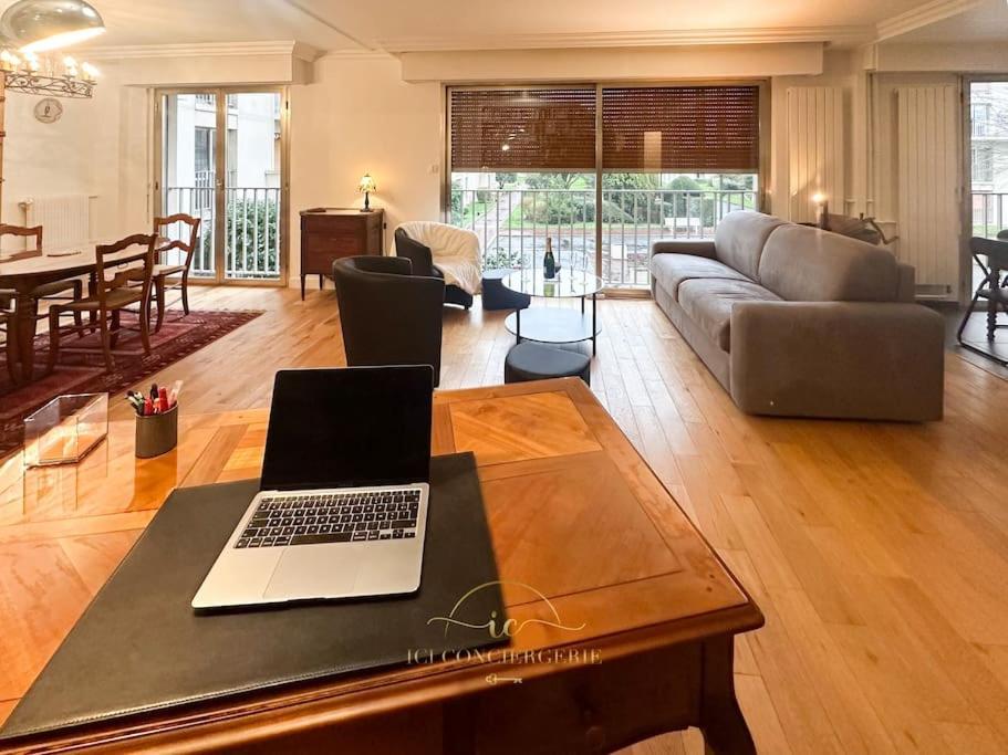 Apartmán L'Archimede - Parking Prive Versailles Exteriér fotografie